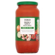 Tesco Onion & Garlic Pasta Sauce 500G